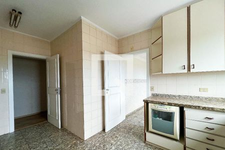 Apartamento para alugar com 260m², 3 quartos e 4 vagasCozinha