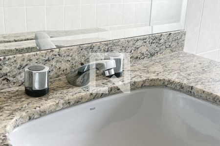 Apartamento para alugar com 260m², 3 quartos e 4 vagasBanheiro da Suíte 1