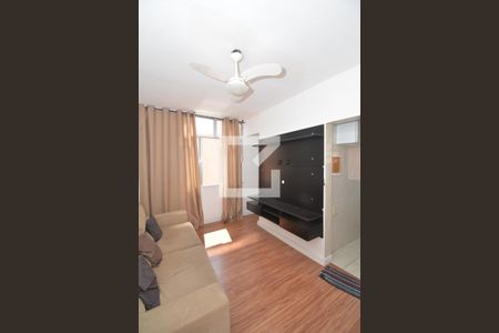 Sala de apartamento para alugar com 1 quarto, 30m² em Vila Valqueire, Rio de Janeiro