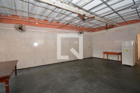 Apartamento à venda com 30m², 1 quarto e sem vagaÁrea comum - Salão de festas