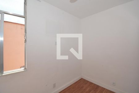 Quarto de apartamento para alugar com 1 quarto, 30m² em Vila Valqueire, Rio de Janeiro