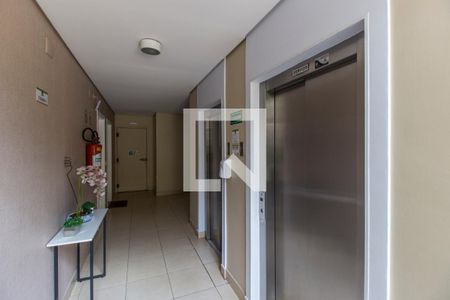 Apartamento à venda com 71m², 3 quartos e 2 vagasEntrada