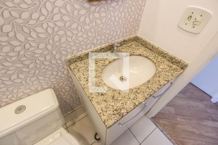 Apartamento à venda com 71m², 3 quartos e 2 vagasDetalhe do banheiro