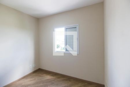 Apartamento à venda com 71m², 3 quartos e 2 vagasQuarto 3