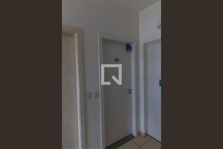 Apartamento à venda com 71m², 3 quartos e 2 vagasEntrada