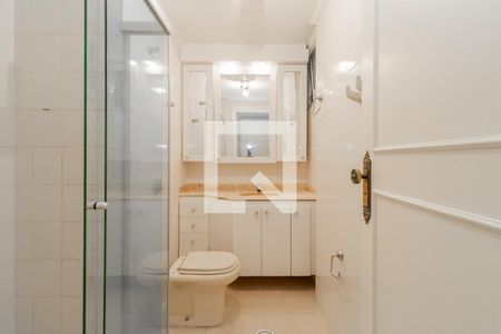 Apartamento à venda com 105m², 3 quartos e 2 vagas Apartamento à venda com 105m², 3 quartos e 2 vagasBanheiro 2