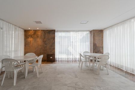 Apartamento à venda com 105m², 3 quartos e 2 vagas Apartamento à venda com 105m², 3 quartos e 2 vagasSalão de Festas