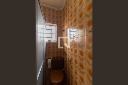 Casa à venda com 180m², 5 quartos e 2 vagasBanheiro 2