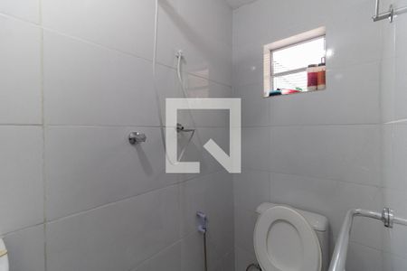 Casa à venda com 180m², 5 quartos e 2 vagasBanheiro da Suíte da Edicula