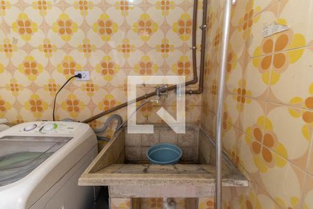 Casa à venda com 180m², 5 quartos e 2 vagasLavanderia