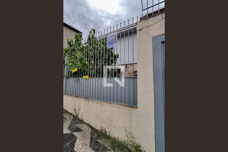 Casa à venda com 180m², 5 quartos e 2 vagasFachada