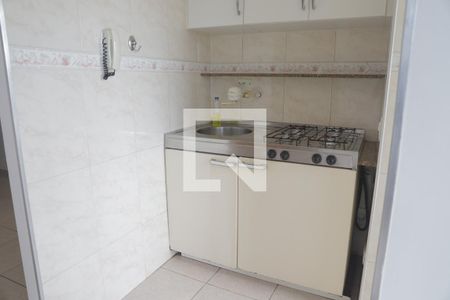 Cozinha de kitnet/studio para alugar com 1 quarto, 32m² em Saúde, São Paulo