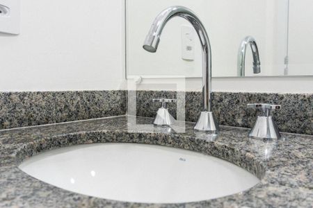 Apartamento para alugar com 29m², 1 quarto e sem vagaBanheiro Detalhe