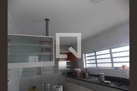 Casa à venda com 327m², 3 quartos e 4 vagascozinha