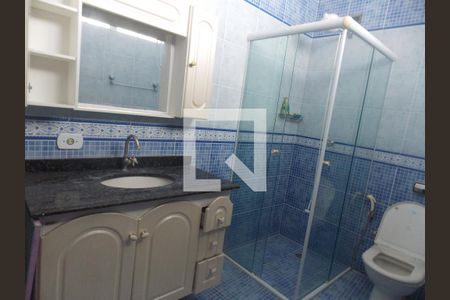 Casa à venda com 327m², 3 quartos e 4 vagasBanheiro