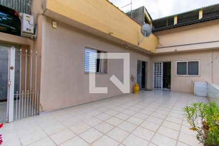 Casa à venda com 310m², 2 quartos e 3 vagasQuintal