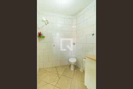 Casa à venda com 310m², 2 quartos e 3 vagasBanheiro 2