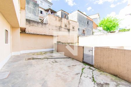 Casa à venda com 310m², 2 quartos e 3 vagasCasa 3 - Área de Serviço e Quintal