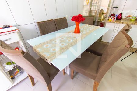 Casa à venda com 310m², 2 quartos e 3 vagasCozinha