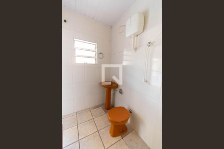 Casa à venda com 310m², 2 quartos e 3 vagasCasa 3 - Banheiro