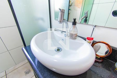 Casa à venda com 310m², 2 quartos e 3 vagasBanheiro 1