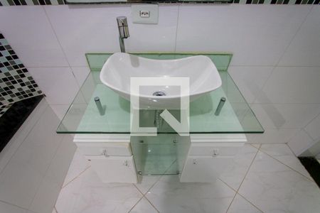 Casa para alugar com 100m², 2 quartos e 1 vaga Casa para alugar com 100m², 2 quartos e 1 vagaBanheiro do quarto 1