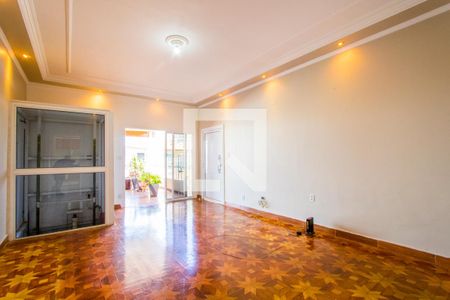 Casa para alugar com 100m², 2 quartos e 1 vaga Casa para alugar com 100m², 2 quartos e 1 vagaSala