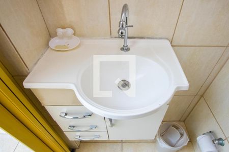 Casa para alugar com 100m², 2 quartos e 1 vaga Casa para alugar com 100m², 2 quartos e 1 vagaBanheiro de serviço