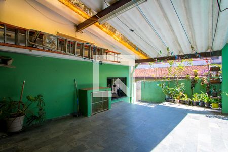 Casa para alugar com 100m², 2 quartos e 1 vaga Casa para alugar com 100m², 2 quartos e 1 vagaQuintal