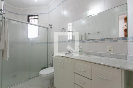 Casa à venda com 211m², 3 quartos e 2 vagasBanheiro da Suíte 1