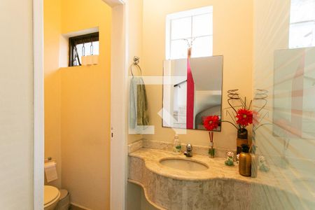 Lavabo de casa à venda com 3 quartos, 211m² em Vila Gomes Cardim, São Paulo