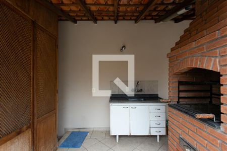 Casa à venda com 211m², 3 quartos e 2 vagasÁrea de Serviço