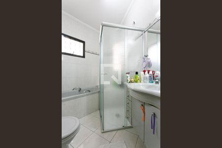 Casa à venda com 211m², 3 quartos e 2 vagasBanheiro da Suíte 3