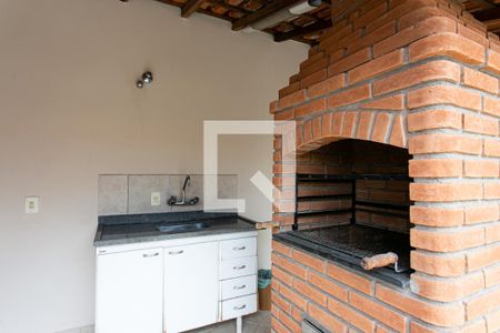 Casa à venda com 211m², 3 quartos e 2 vagasChurrasqueira