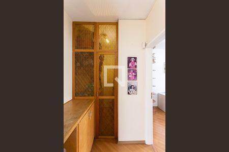 Casa à venda com 211m², 3 quartos e 2 vagasCorredor das Suítes