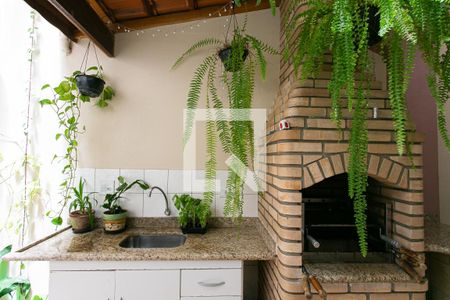 Casa à venda com 211m², 3 quartos e 2 vagasQuintal - Churrasqueira