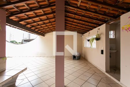 Casa à venda com 211m², 3 quartos e 2 vagasTerraço