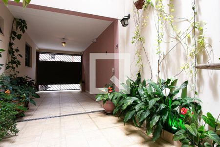 Casa à venda com 211m², 3 quartos e 2 vagasQuintal