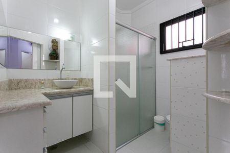 Casa à venda com 211m², 3 quartos e 2 vagasBanheiro da Suíte 1
