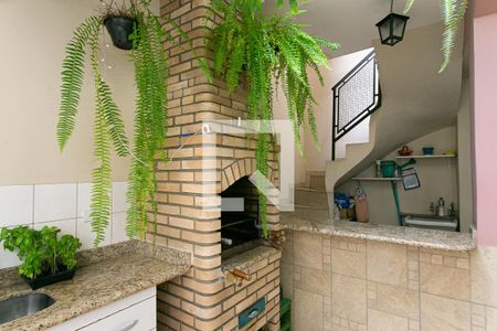 Casa à venda com 211m², 3 quartos e 2 vagasQuintal - Churrasqueira