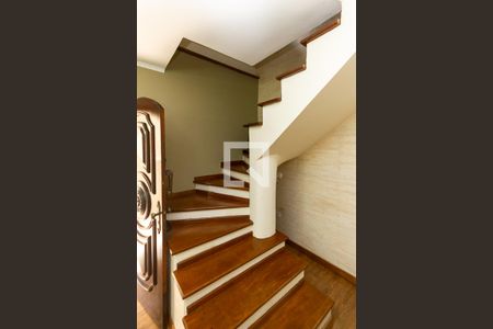 escada de casa à venda com 3 quartos, 158m² em Jardim Avelino, São Paulo