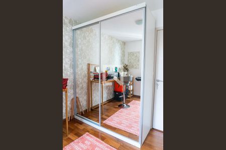 Apartamento à venda com 69m², 2 quartos e 1 vagaQuarto 1 - Armários