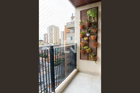 Apartamento à venda com 69m², 2 quartos e 1 vagaSacada