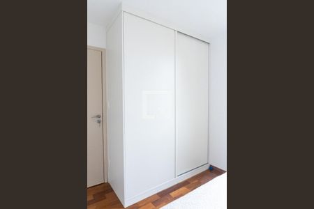 Apartamento à venda com 69m², 2 quartos e 1 vagaQuarto 2 - Armários