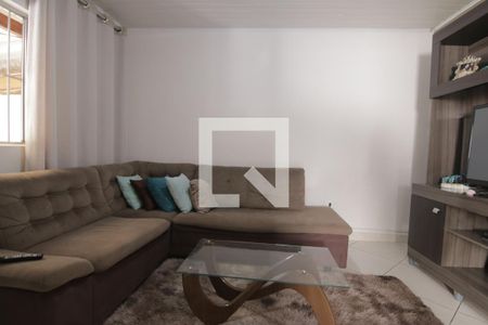 Sala de casa à venda com 3 quartos, 300m² em Cidade Antônio Estevão de Carvalho, São Paulo