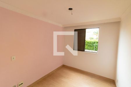 Quarto 1 de apartamento para alugar com 2 quartos, 50m² em Vila Sílvia, São Paulo