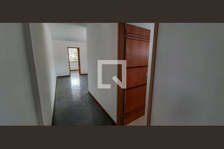 Entrada de apartamento à venda com 2 quartos, 40m² em Itaipu, Niterói