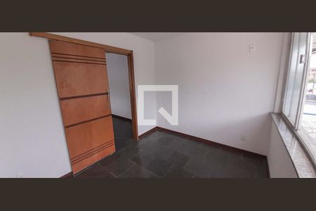 Quarto 2 de apartamento à venda com 2 quartos, 40m² em Itaipu, Niterói