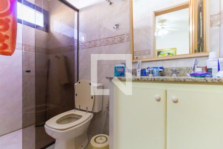 Apartamento à venda com 250m², 3 quartos e 4 vagasBanheiro da Suíte 2
