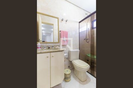 Apartamento à venda com 250m², 3 quartos e 4 vagasBanheiro 